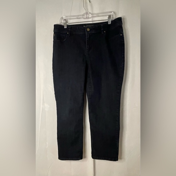 Chico’s Platinum Ultimate Fit Jeans Size 1.5 (10) regular dark rinse - Picture 1 of 8